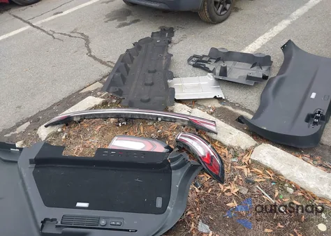 2023 Lincoln Nautilus Reserve z USA, uszkodzony, nr VIN 2LMPJ6K96PBL15663